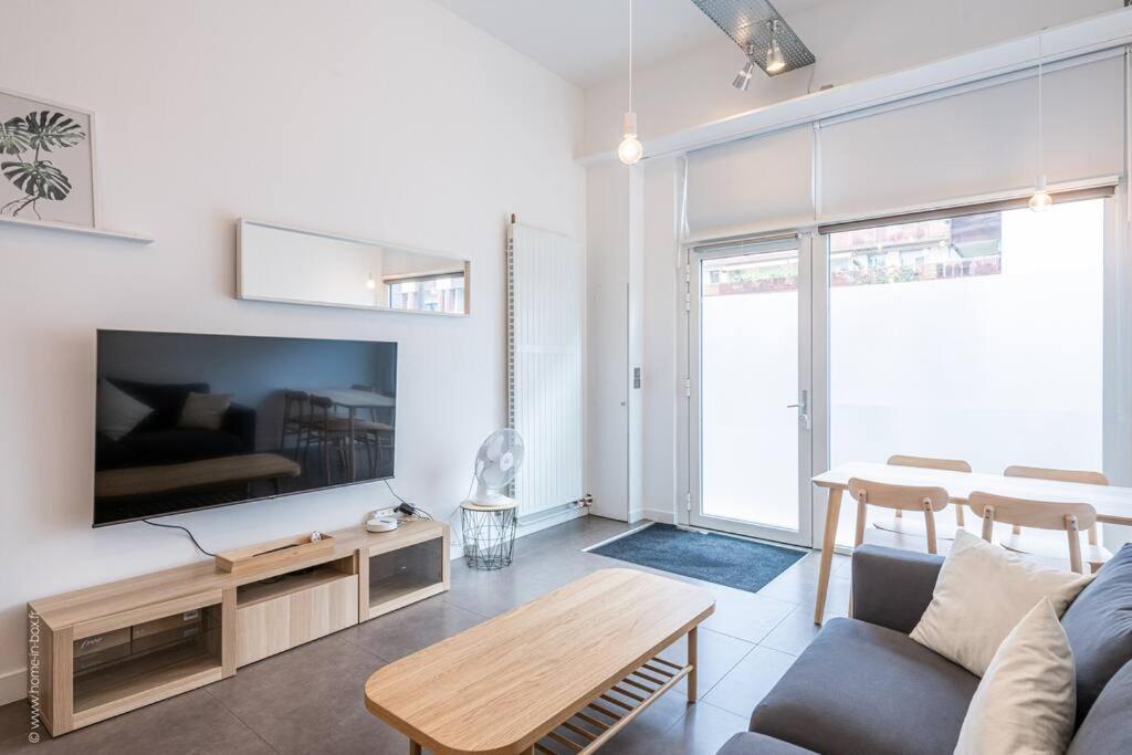 L'Atelier Loft-Invalides Tour Eiffel- 6 Pers-2 Chambres - Cosy Paris Bagian luar foto
