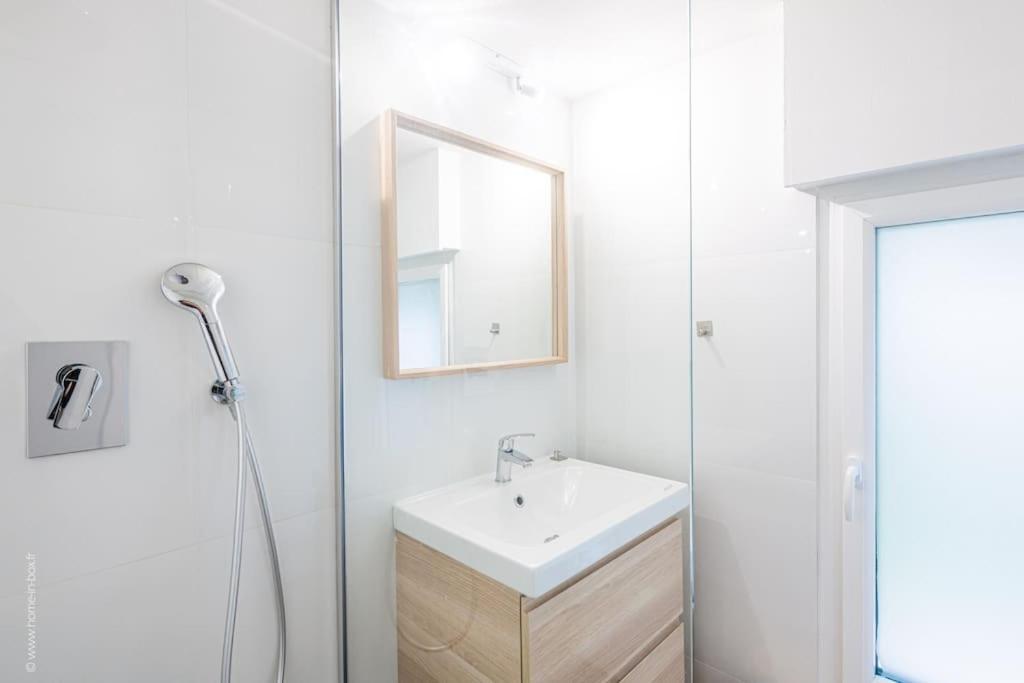 L'Atelier Loft-Invalides Tour Eiffel- 6 Pers-2 Chambres - Cosy Paris Bagian luar foto